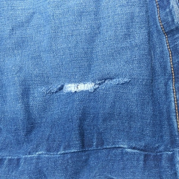 Jean Shorts w/ Rips - Picture 4 of 5